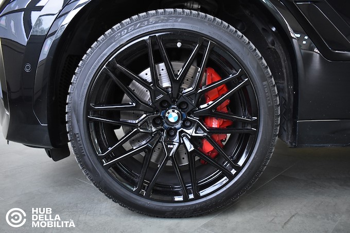 BMW X6 M Competition 48V